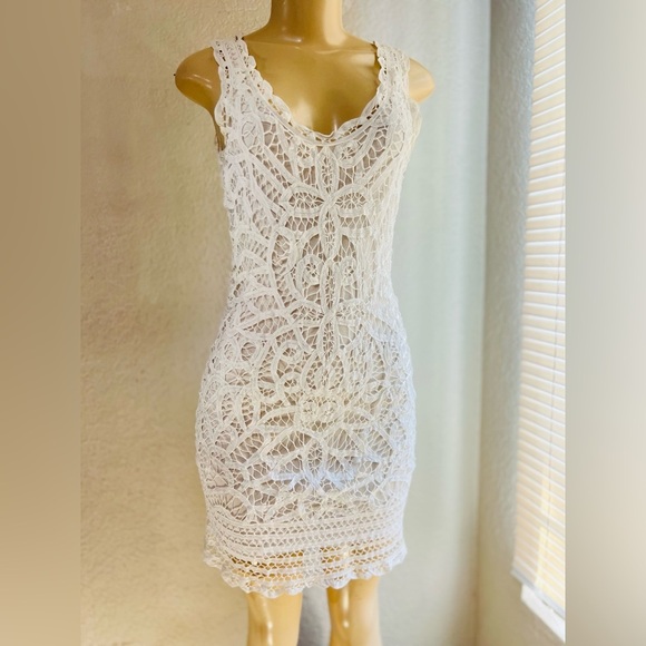 INC women’s dress size 2  white, layered dress with crochet on the top layer. - Picture 3 of 16